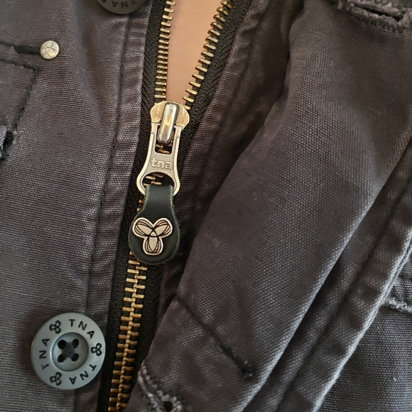 π₯SALEπ₯ TNA Winter Bomber Jacket - Preloved - Picture 10 of 12